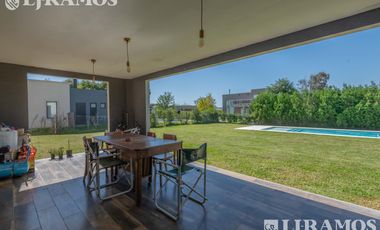 Casa en  San Matias PG