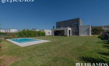 Casa en  San Matias PG