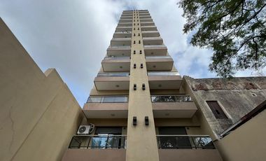 Avenida Mitre 1660, Avellaneda ¡Dos ambientes amplio al frente!