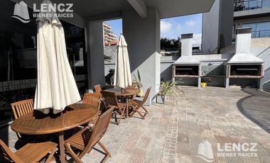 Espectacular Depto 3 ambientes con Cochera y baulera- Pileta, solarium parrillas