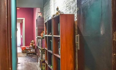 DEPARTAMENTO 3 AMB C/ DEPENDENCIA Y DOS BAÑOS!