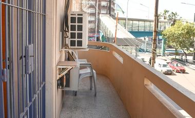 DEPARTAMENTO 3 AMB C/ DEPENDENCIA Y DOS BAÑOS!