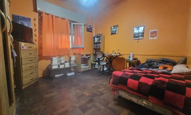 DEPARTAMENTO 3 AMB C/ DEPENDENCIA Y DOS BAÑOS!