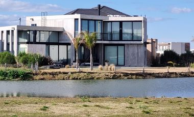 VENTA, LOTE A LA LAGUNA, PUEBLOS DEL PLATA, MAGALLANES al 200