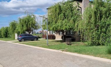 VENTA, LOTE A LA LAGUNA, PUEBLOS DEL PLATA, MAGALLANES al 200