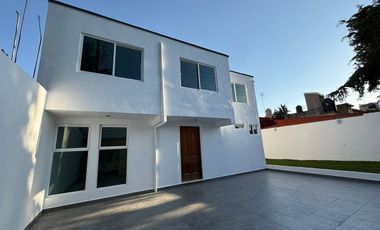 VENTA CASA REMODELADA, COLONIA LAS ACACIAS.
