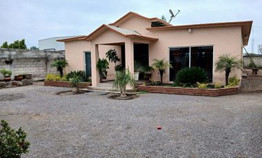 Venta de Terreno con casa habitación y negocio en Huimilpan