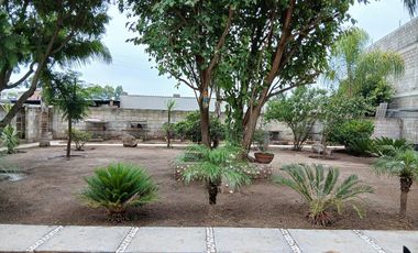 Venta de Terreno con casa habitación y negocio en Huimilpan