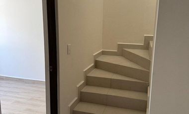 Casa en Renta en Montellan Residencial, El Barro