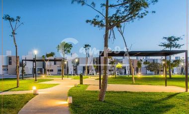 Casa de 2 pisos, 4 recamaras en privada en Conkal Yucatan  Entrega inmediata