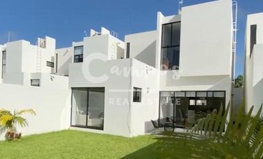 Casa de 2 pisos, 4 recamaras en privada en Conkal Yucatan  Entrega inmediata