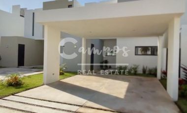 Casa de 2 pisos, 4 recamaras en privada en Conkal Yucatan  Entrega inmediata