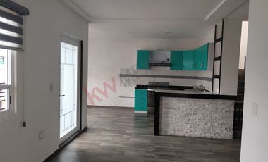 Casa en Venta Habitación Planta Baja, Con un departamento de dos habitaciones