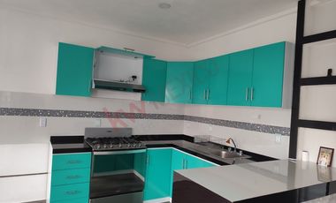 Casa en Venta Habitación Planta Baja, Con un departamento de dos habitaciones