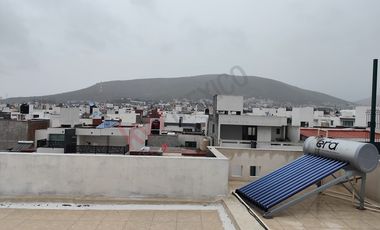 Casa en Venta Habitación Planta Baja, Con un departamento de dos habitaciones