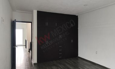 Casa en Venta Habitación Planta Baja, Con un departamento de dos habitaciones
