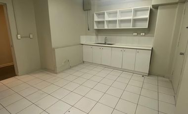 ARRIENDO OFICINA 7HAB 5BA SANTIAGO