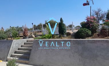 AMPLIA CASA EN CONDOMINIO LOMAS DE RAUNQUEN, TALCA