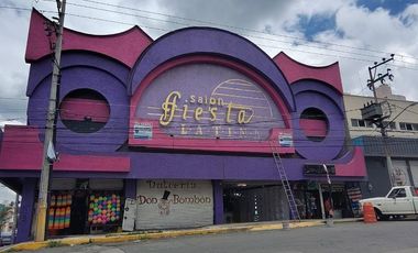 Edificio Comercial en Venta con Salón de Fiestas y Locales en Nezahualcóyotl