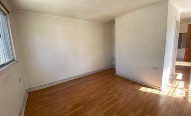 Se Arrienda galpon con oficinas,  Salesianos