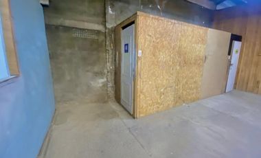 Se Arrienda galpon con oficinas,  Salesianos