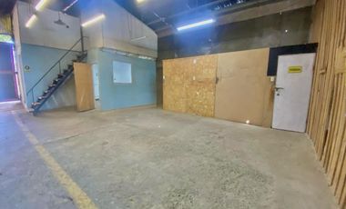 Se Arrienda galpon con oficinas,  Salesianos