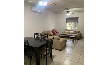 CASA AMUEBLADA EN RENTA EN PUENTE REAL SECCIÓN MIRAFLORES. CD. OBREGÓN