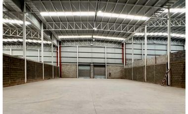 Nave Industrial 2,000m² | Av. México SJR | 10m Altura y Andenes