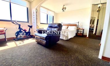 Recreo, Viña del Mar. Departamento con vista despejada al mar.