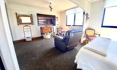 Recreo, Viña del Mar. Departamento con vista despejada al mar.