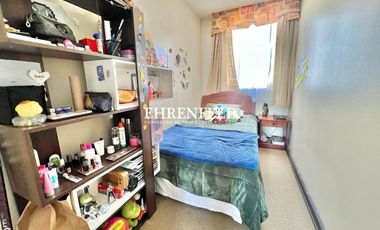 Cerro Barón. Departamento en primera línea con vista al mar.