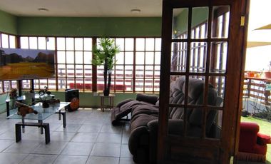 FOCOLARE PROPIEDADES VENDE CASA CON VISTA AL MAR