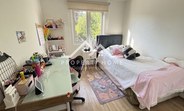 ARRIENDO PIEDRA ROJA 3 DORM + SERVICIO