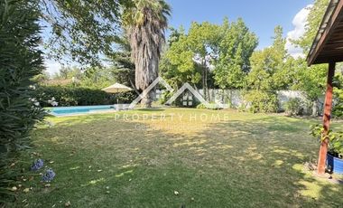 ARRIENDO PIEDRA ROJA 3 DORM + SERVICIO