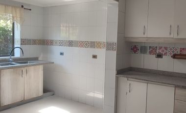 CASA 3 DORMITORIOS CON GASTO COMÚN INCLUIDO EN CONDOMINIO