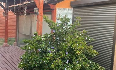 CASA 3 DORMITORIOS CON GASTO COMÚN INCLUIDO EN CONDOMINIO