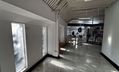 ARRIENDA LOCAL EN GALERÍA PROVIDENCIA-LOS LEONES, STGO