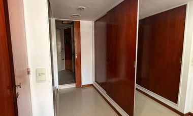 CASA CON ASCENSOR/PILETA/QUINCHO/SAUNA