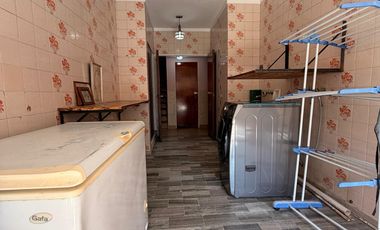 CASA CON ASCENSOR/PILETA/QUINCHO/SAUNA