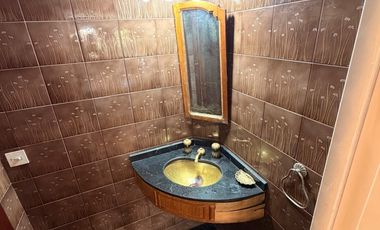 CASA CON ASCENSOR/PILETA/QUINCHO/SAUNA