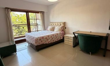 CASA CON ASCENSOR/PILETA/QUINCHO/SAUNA