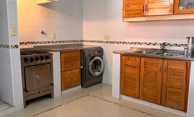 CASA CON ASCENSOR/PILETA/QUINCHO/SAUNA