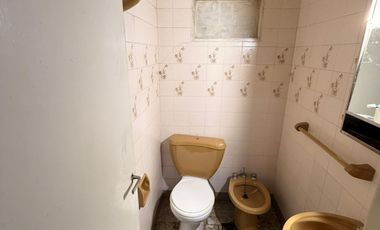 CASA CON ASCENSOR/PILETA/QUINCHO/SAUNA