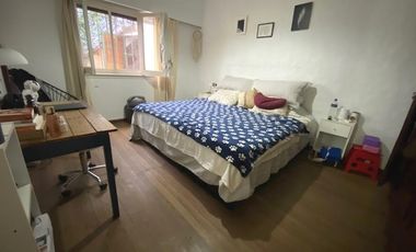 VENTA CASA DE 4 AMBIENTES EN FLORIDA OESTE