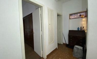 VENTA CASA DE 4 AMBIENTES EN FLORIDA OESTE