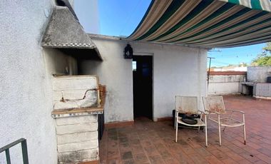 VENTA CASA DE 4 AMBIENTES EN FLORIDA OESTE