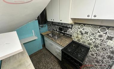 Local al frente con habitacion