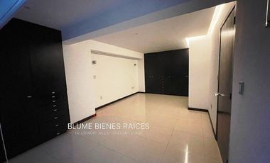 Renta de moderno GH interior, en edificio pequeño