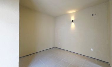 Casa en renta en Veracruz Col. 21 abril con amplio Patio