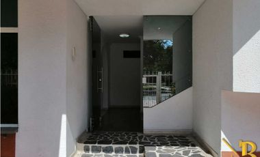 ARRIENDO CASA PARA EMPRESA BARRIO LOS HELECHOS